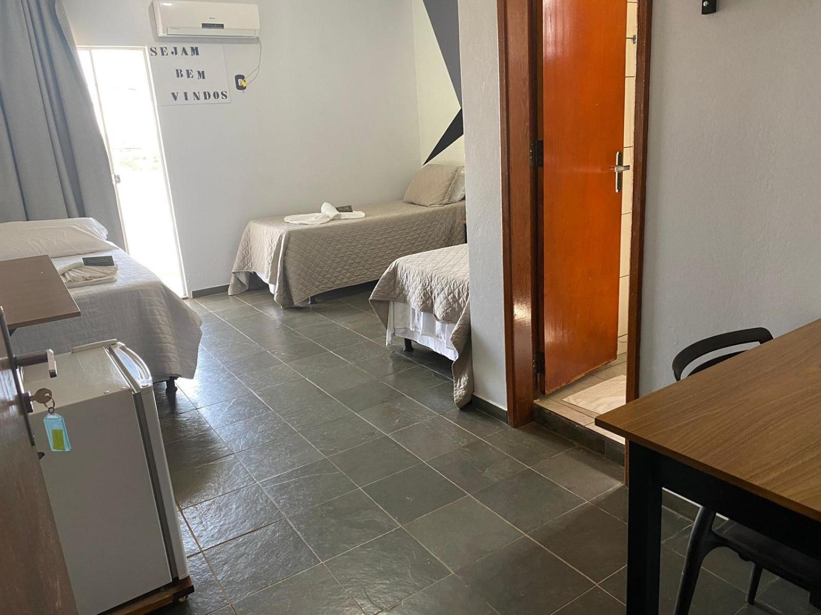 Hotel Avenida Plaza Querencia  Экстерьер фото